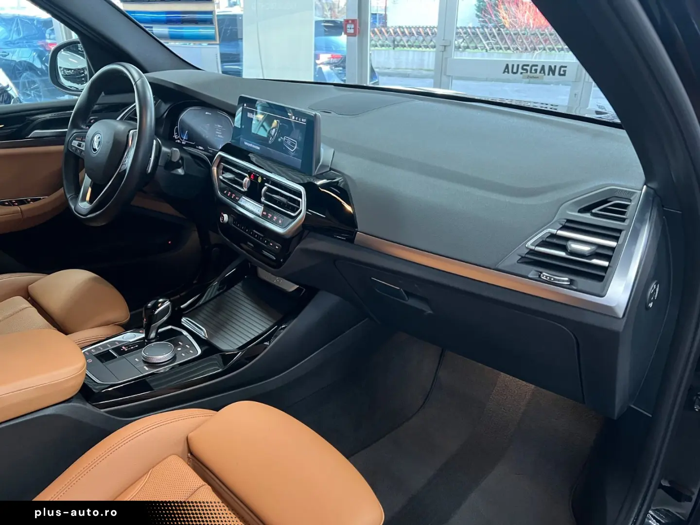 BMW X3 xD 30e DAB Park Plus LED mit Kurvenlicht
