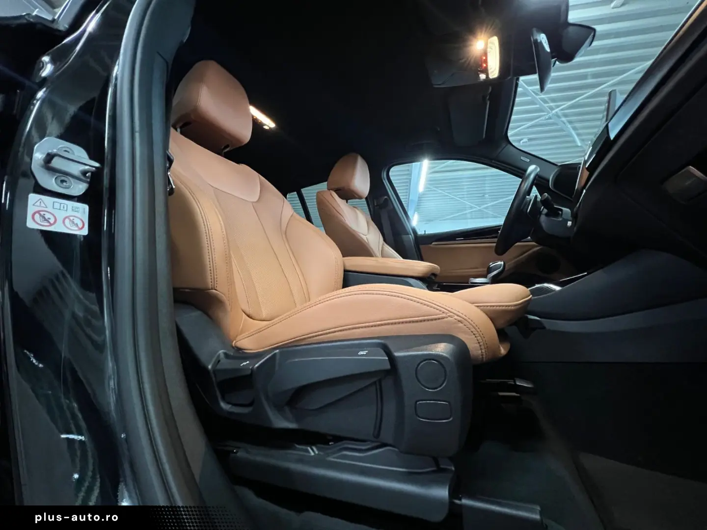 BMW X3 xD 30e DAB Park Plus LED mit Kurvenlicht
