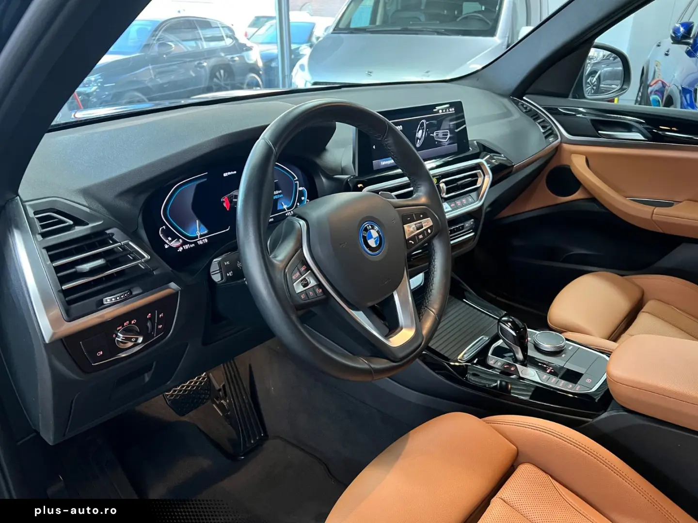 BMW X3 xD 30e DAB Park Plus LED mit Kurvenlicht