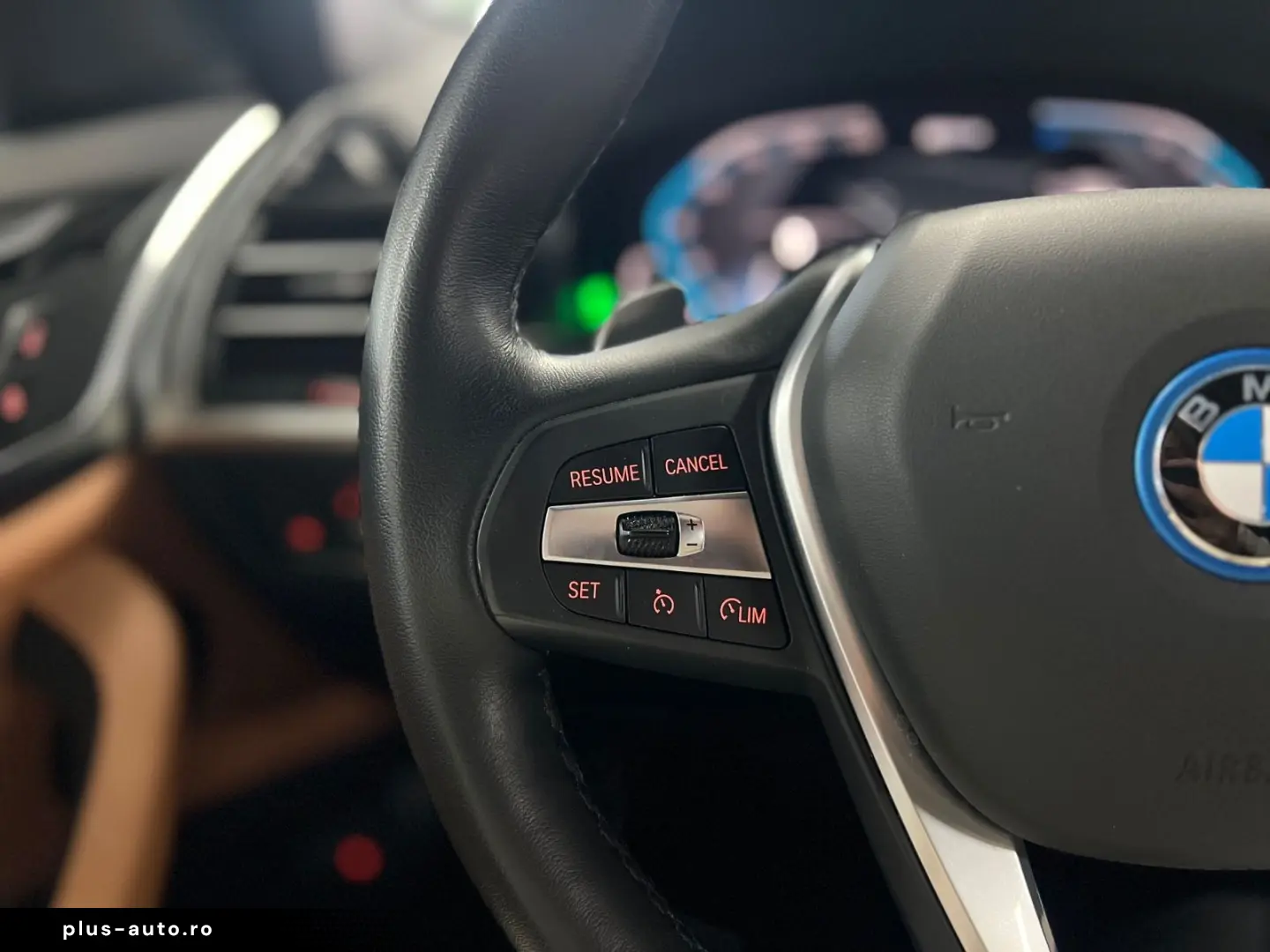 BMW X3 xD 30e DAB Park Plus LED mit Kurvenlicht