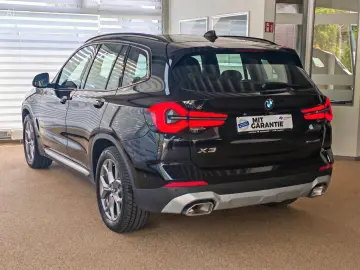 BMW X3 xD30i PANO LASER 360  HUD AHK DA Unfallfrei