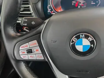 BMW X3 xD30i PANO LASER 360  HUD AHK DA Unfallfrei