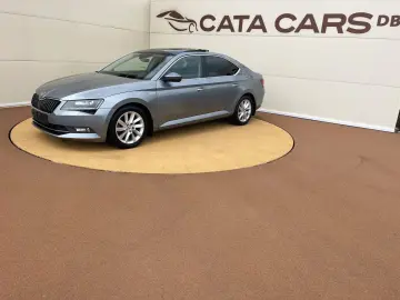 Skoda Superb 2.0TDI  BI-Xenon  Panoramic  Keyless  Webasto