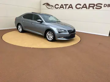 Skoda Superb 2.0TDI  BI-Xenon  Panoramic  Keyless  Webasto