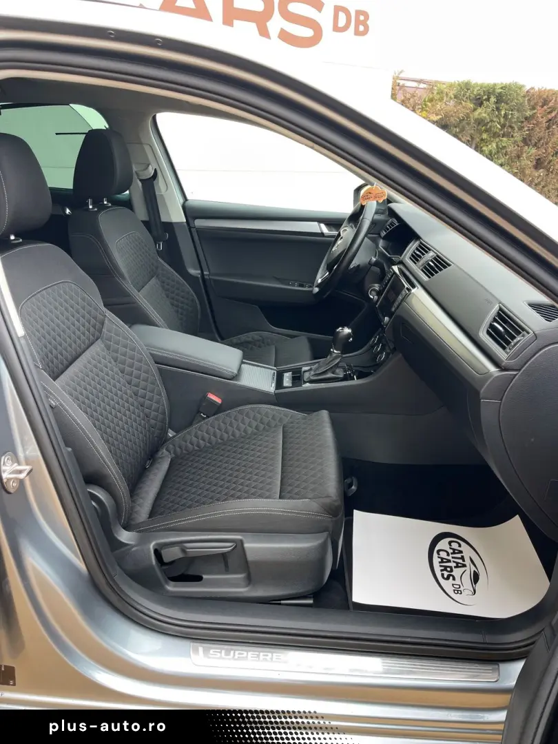 Skoda Superb 2.0TDI  BI-Xenon  Panoramic  Keyless  Webasto