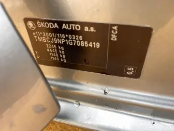 Skoda Superb 2.0TDI  BI-Xenon  Panoramic  Keyless  Webasto