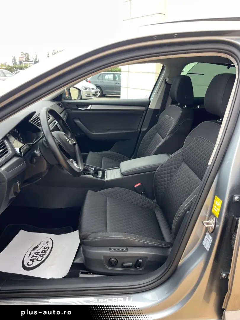 Skoda Superb 2.0TDI  BI-Xenon  Panoramic  Keyless  Webasto