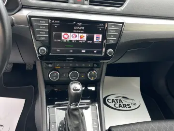Skoda Superb 2.0TDI  BI-Xenon  Panoramic  Keyless  Webasto