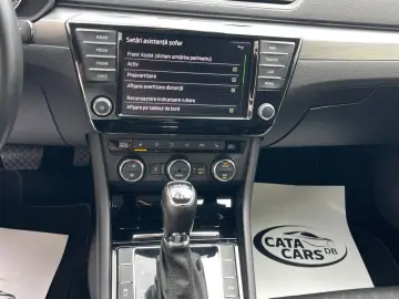 Skoda Superb 2.0TDI  BI-Xenon  Panoramic  Keyless  Webasto
