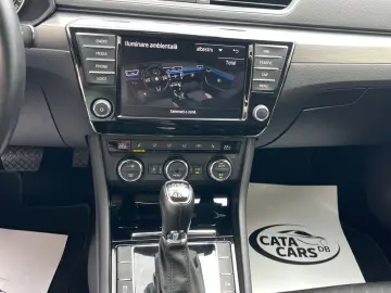 Skoda Superb 2.0TDI  BI-Xenon  Panoramic  Keyless  Webasto