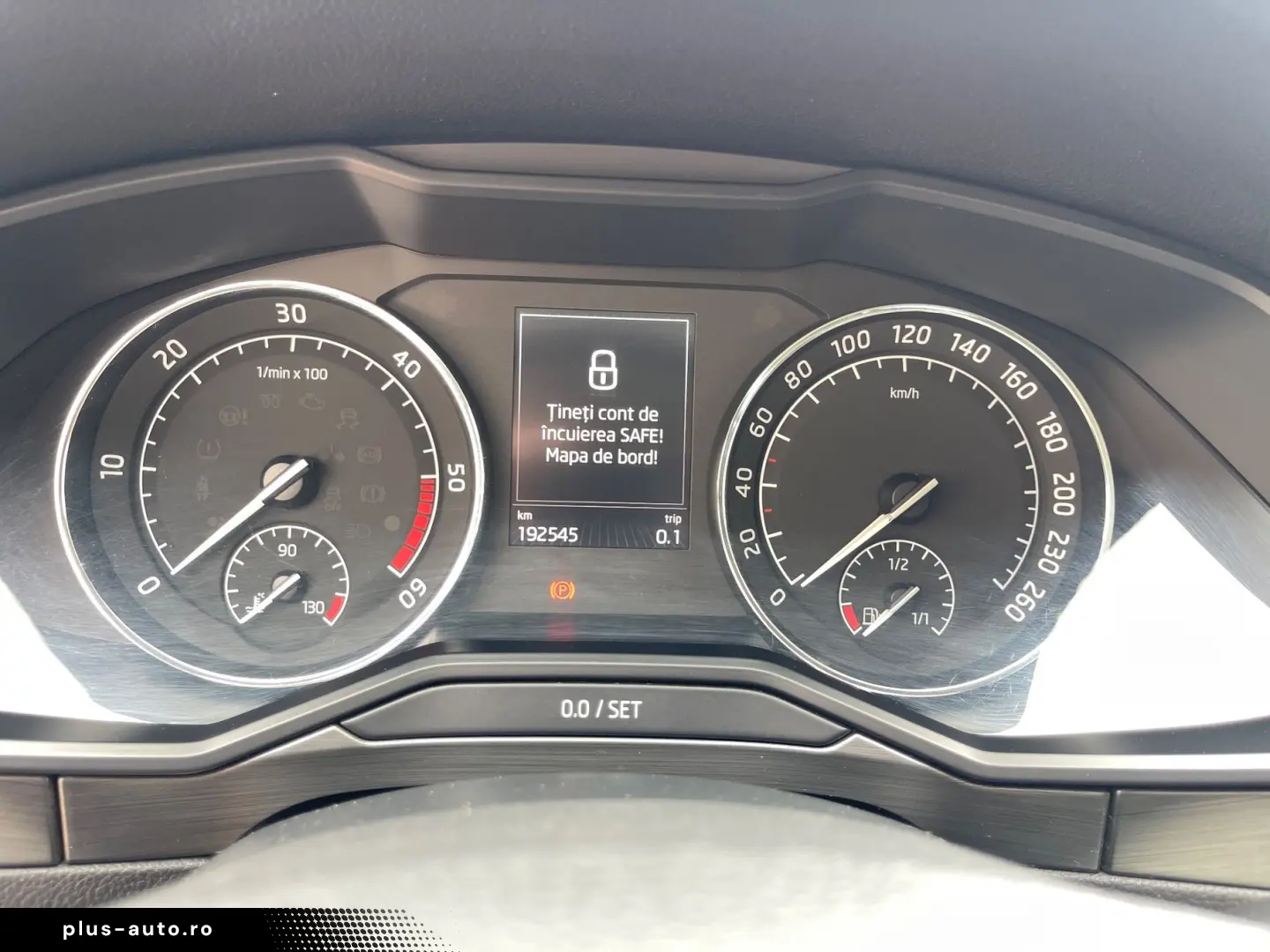 Skoda Superb 2.0TDI  BI-Xenon  Panoramic  Keyless  Webasto