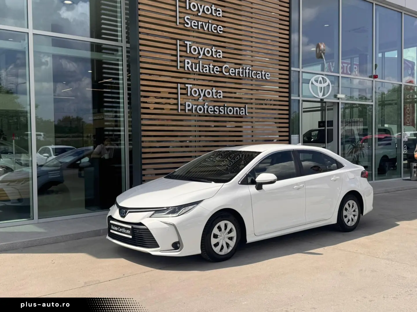 Toyota Corolla  1.8 HSD BUSINESS HYBRID