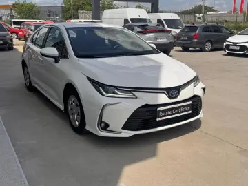 Toyota Corolla  1.8 HSD BUSINESS HYBRID
