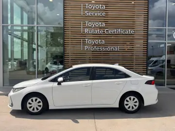 Toyota Corolla  1.8 HSD BUSINESS HYBRID