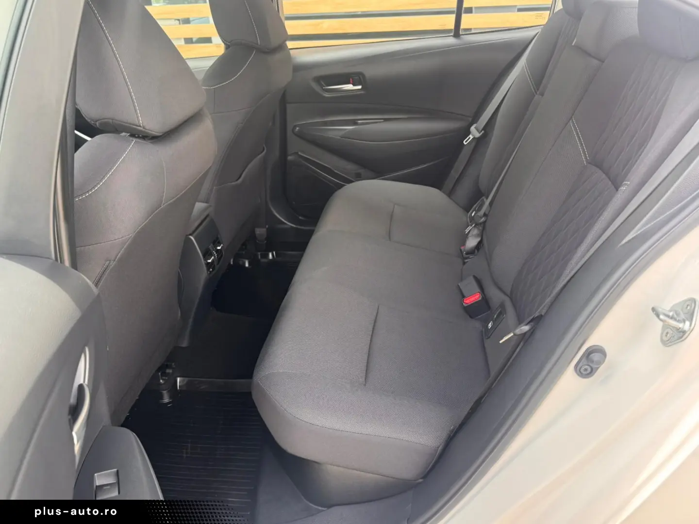 Toyota Corolla  1.8 HSD BUSINESS HYBRID