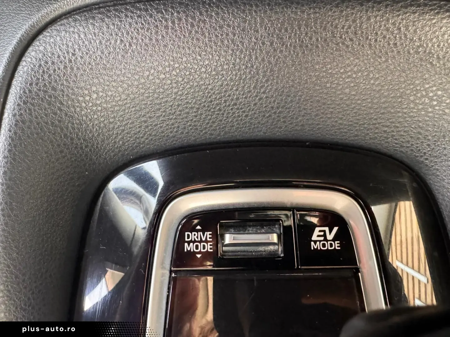 Toyota Corolla  1.8 HSD BUSINESS HYBRID