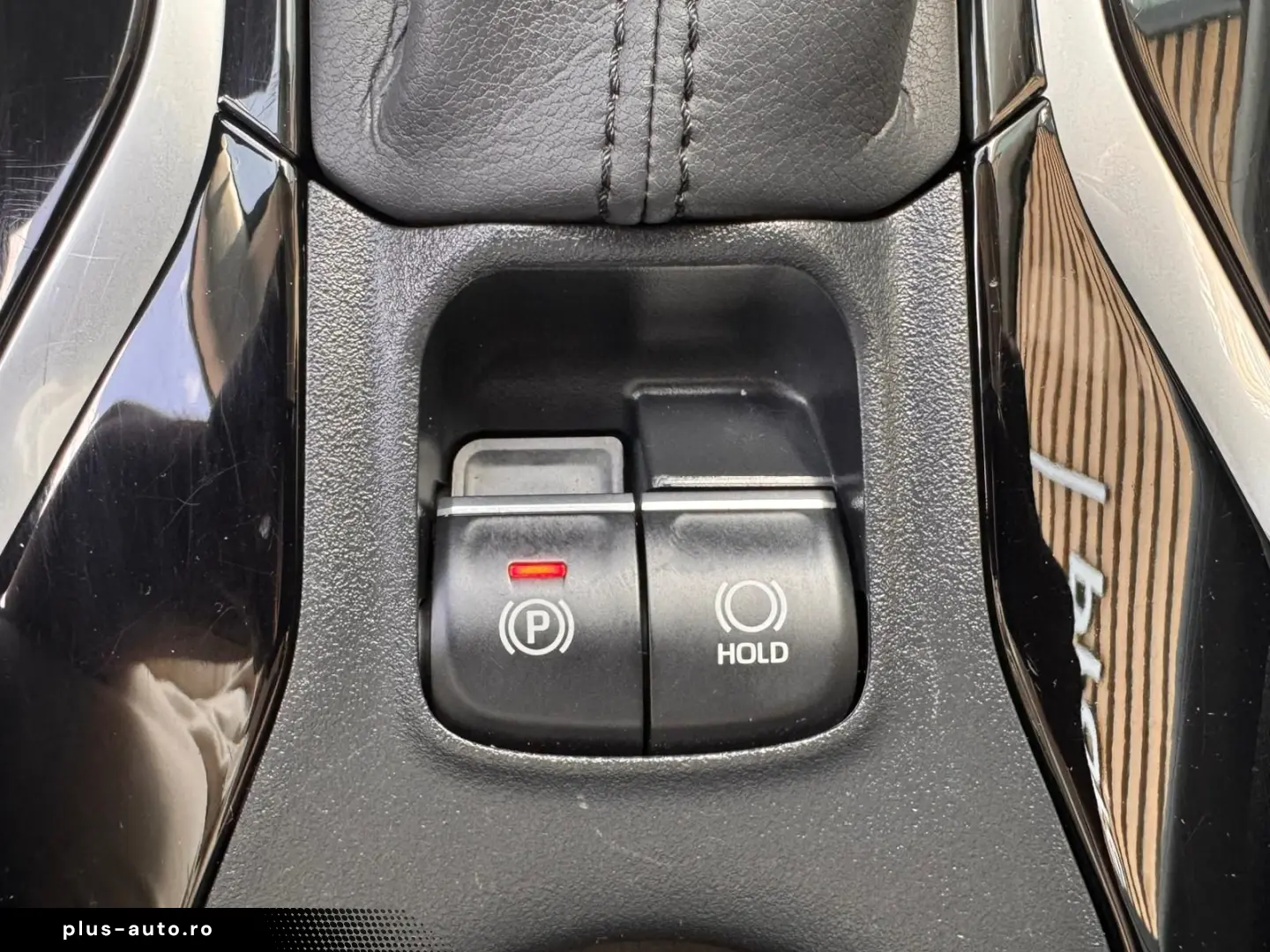 Toyota Corolla  1.8 HSD BUSINESS HYBRID