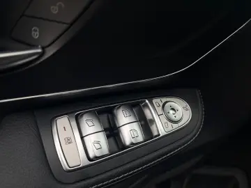 Mercedes-Benz V