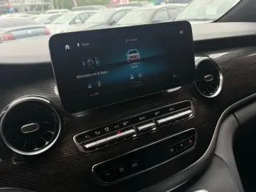 Mercedes-Benz V