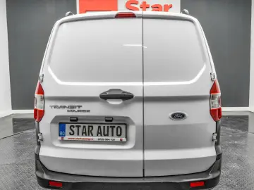 Ford Courier