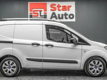 Ford Courier