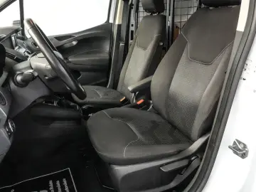 Ford Courier