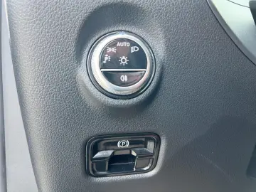 Mercedes-Benz C 220 d 9G-TRONIC