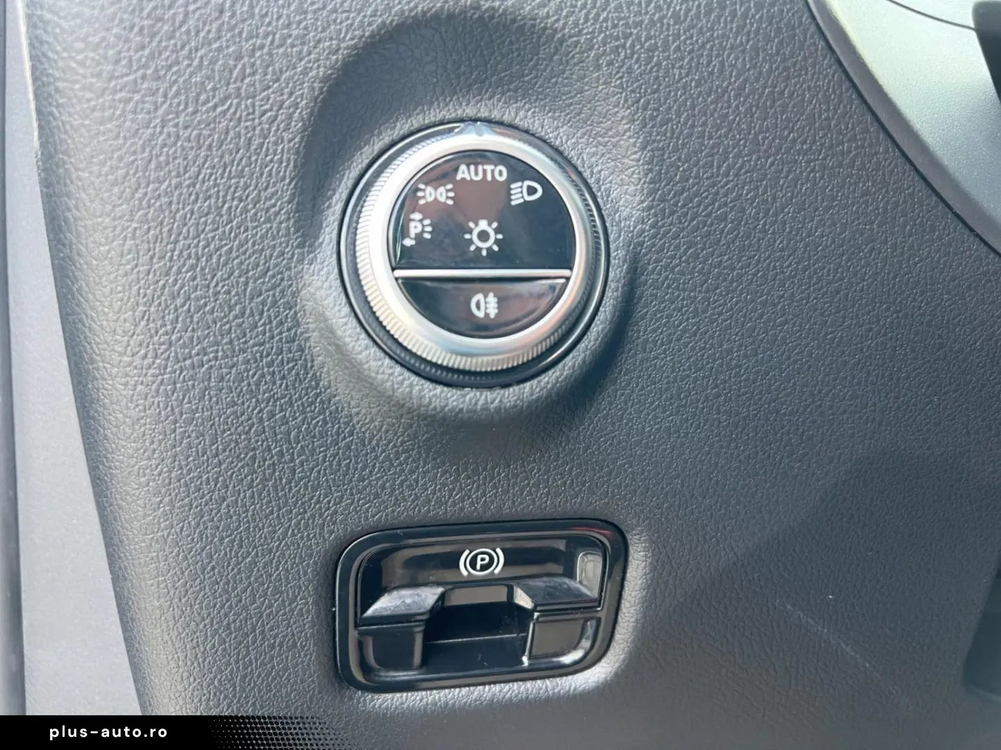 Mercedes-Benz C 220 d 9G-TRONIC