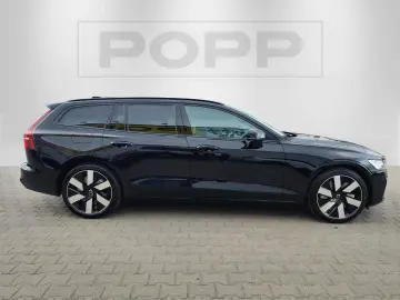 VOLVO V60 T6 AWD Ultra Dark 19  360  H&K LED PANO STHZ