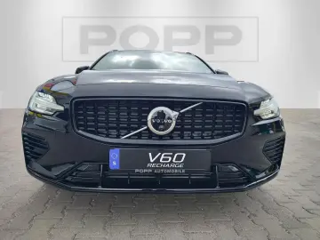 VOLVO V60 T6 AWD Ultra Dark 19  360  H&K LED PANO STHZ