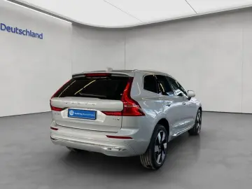 VOLVO XC60 T6 AWD Plug-in Hybrid Ultra-Bright Massages