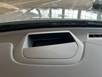 VOLVO XC60 T6 AWD Plug-in Hybrid Ultra-Bright Massages
