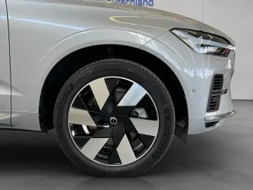 VOLVO XC60 T6 AWD Plug-in Hybrid Ultra-Bright Massages