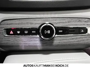 VOLVO XC90 T8 AWD Recharge Ultimate Dark FourC 360 B&W