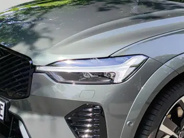 VOLVO XC60 T8 AWD Plug-In-Hybrid Ultra Dark Nappaleder