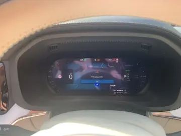 VOLVO XC60 T8 AWD Plug-in Hybrid Ultra Dark