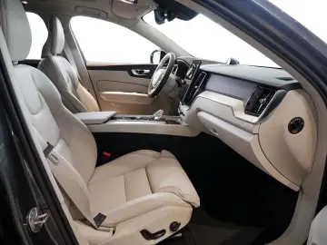 VOLVO XC60 Recharge T8 AWD Ultimate Dark AKTIVSITZE