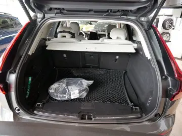 VOLVO XC60 Recharge T8 AWD Ultimate Dark AKTIVSITZE