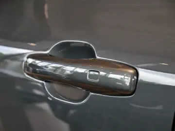 VOLVO XC60 Recharge T8 AWD Ultimate Dark AKTIVSITZE