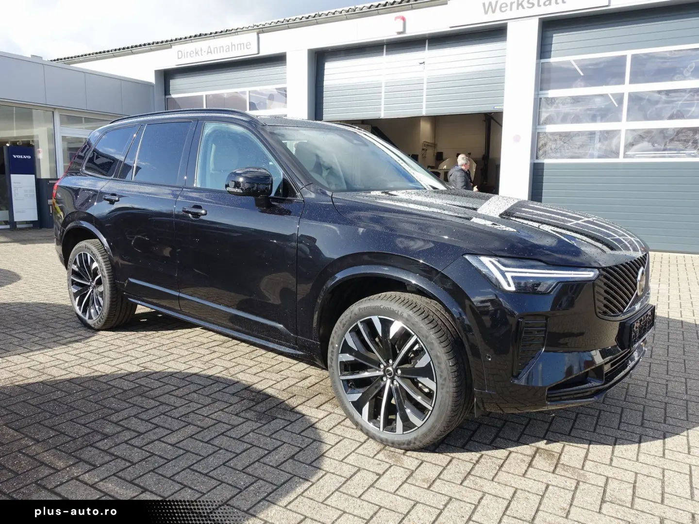 VOLVO XC90 Plus Dark T8 AWD FourC AHK B&W Pano 360