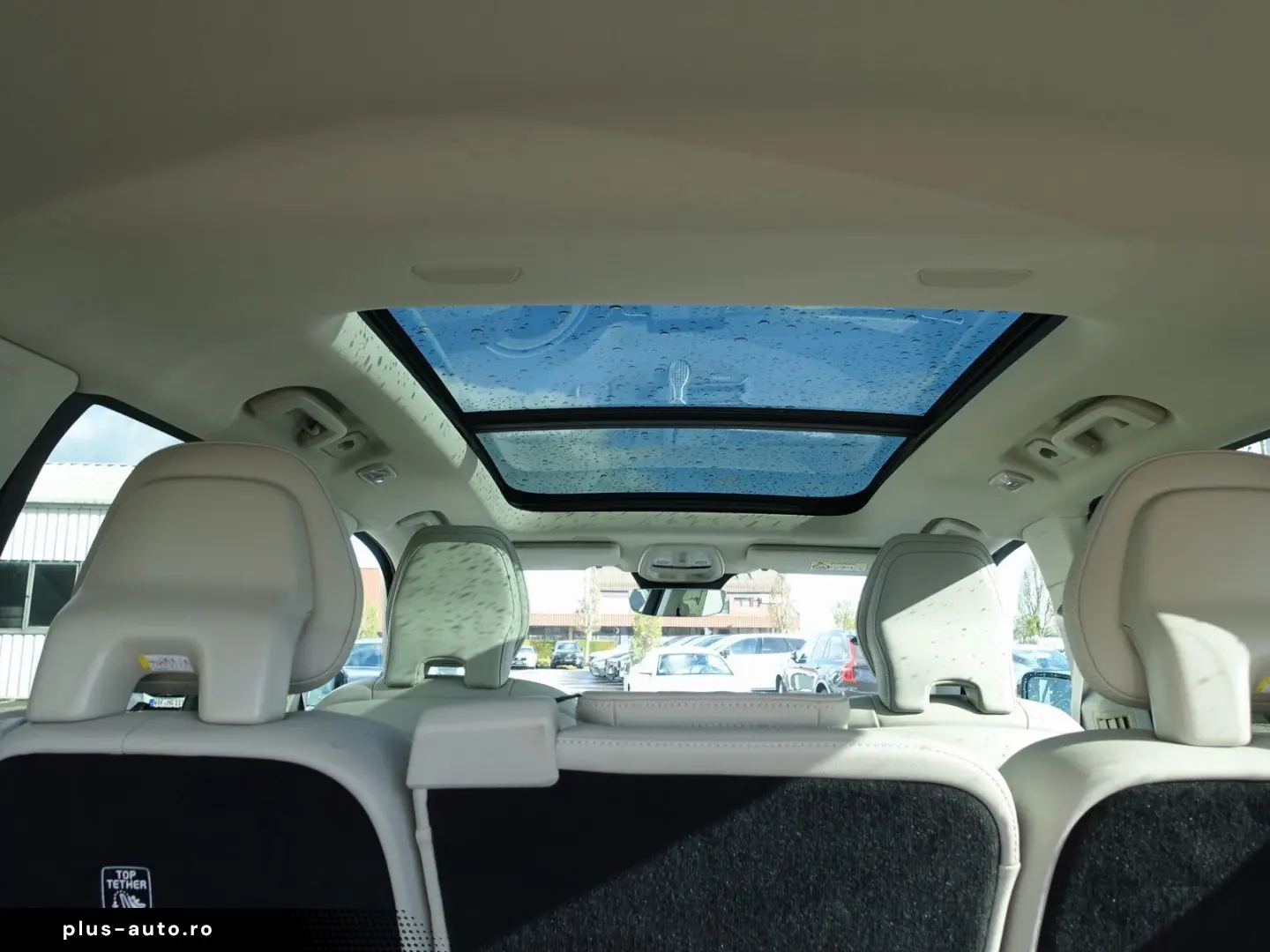 VOLVO XC90 Plus Dark T8 AWD FourC AHK B&W Pano 360