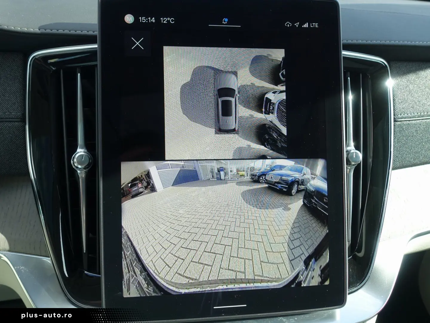 VOLVO XC90 Plus Dark T8 AWD FourC AHK B&W Pano 360