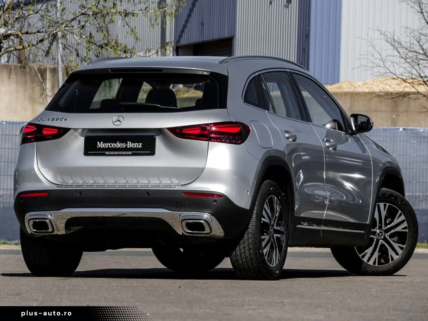 MERCEDES-BENZ GLA 250 e Progressive