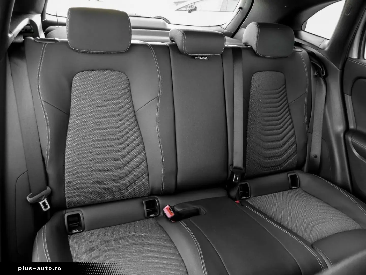 MERCEDES-BENZ GLA 250 e Progressive