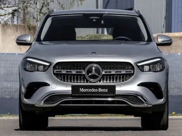 MERCEDES-BENZ GLA 250 e Progressive