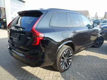 VOLVO XC90 T8 AWD Plus Dark FourC AHK Pano 360  B&W