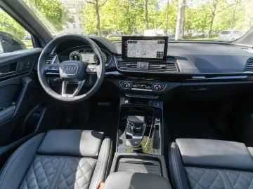 AUDI Q5 S line quattro 50TFSI e NAVI MATRIX HUD 360