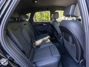 AUDI Q5 S line quattro 50TFSI e NAVI MATRIX HUD 360