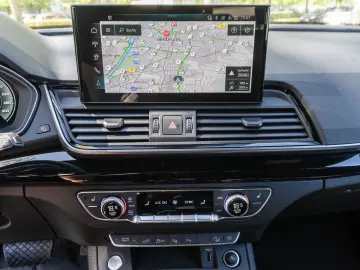 AUDI Q5 S line quattro 50TFSI e NAVI MATRIX HUD 360