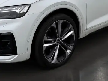 AUDI SQ5 Sportback MATRIX OLED HEAD STANDHEI CARBON